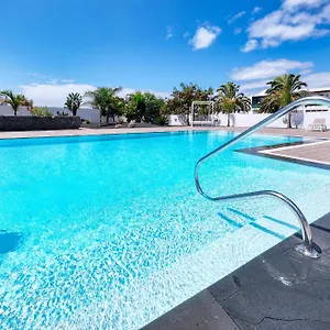  Сasa de vacaciones Sun Glow Senator-pool View