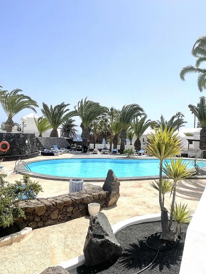 Дом отдыха Casahost Bastian Beach Коста-Тегисе